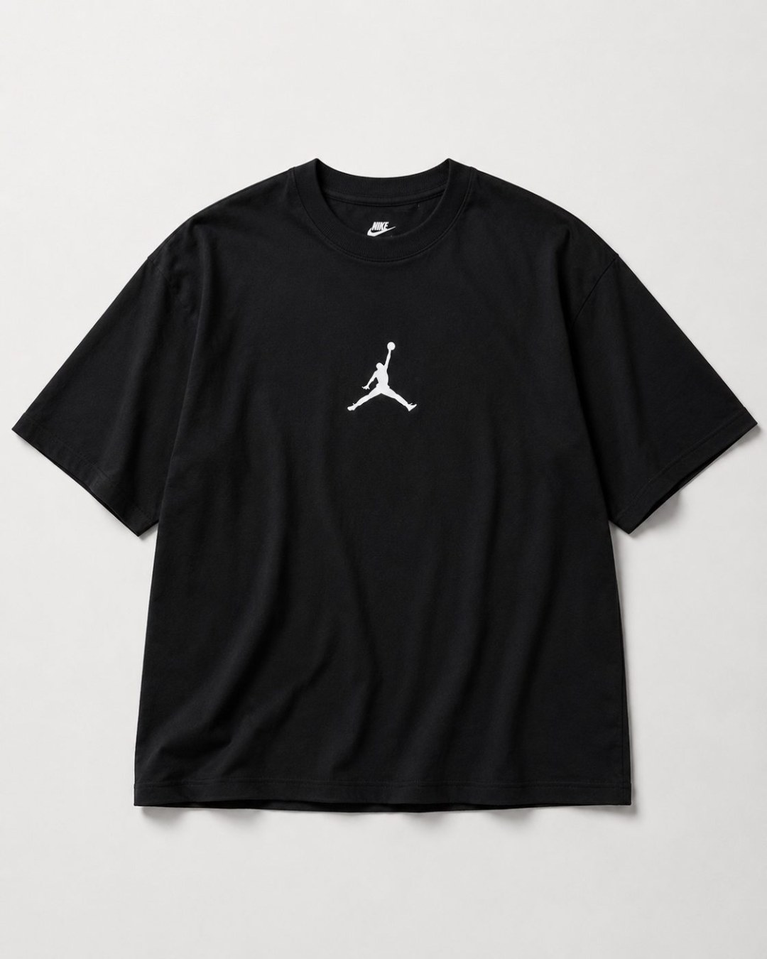 Camiseta oversized Jordan alvo preta — foto 3