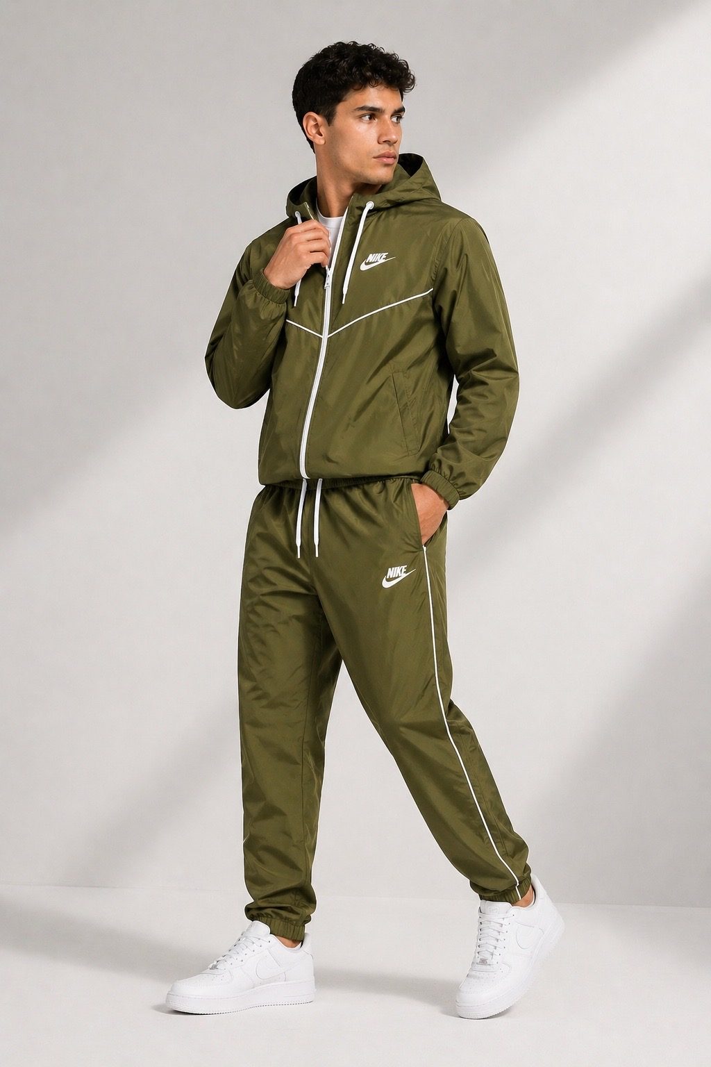 Conjunto táctel Nike verde  — foto 2